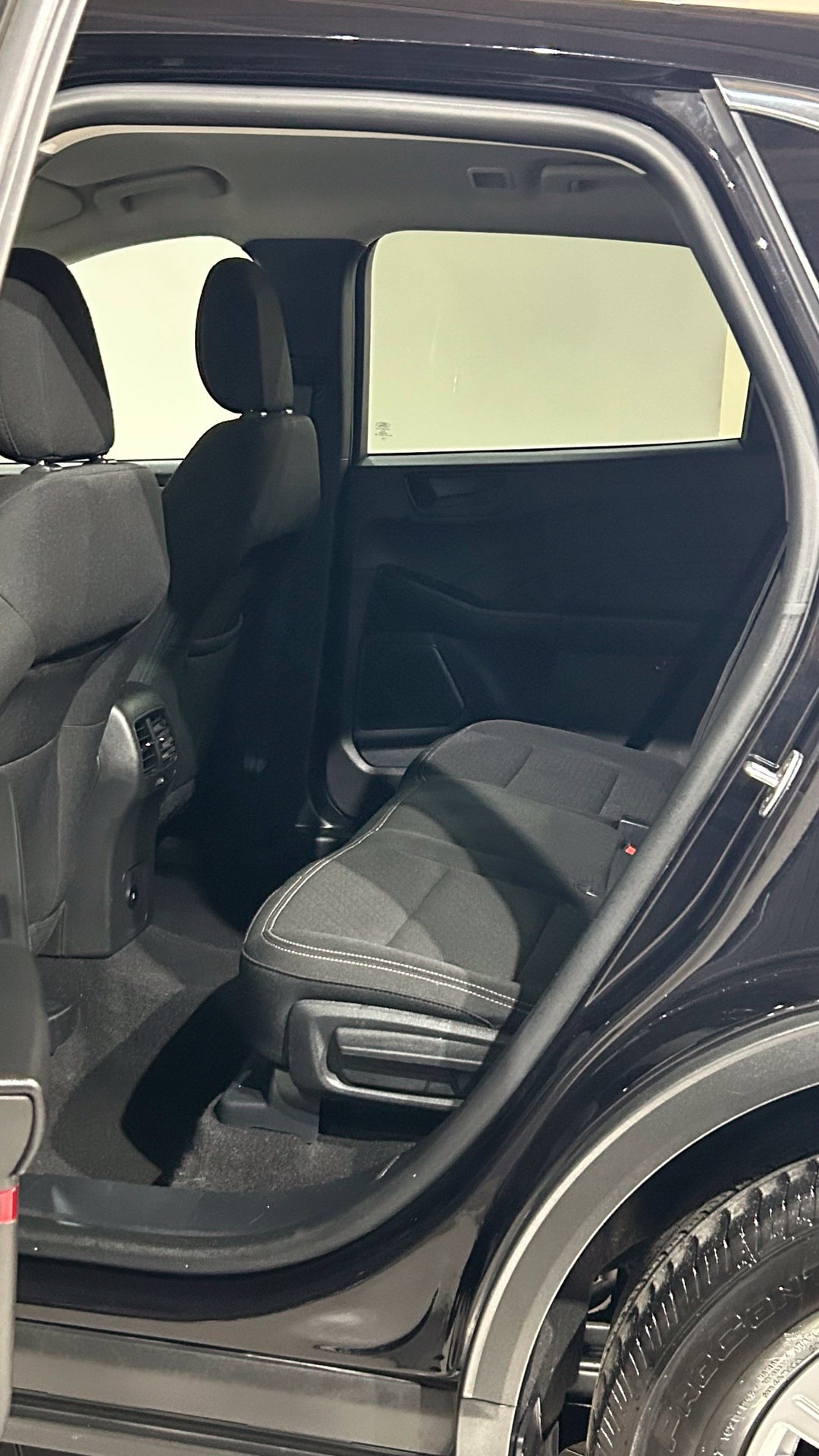 Used 2024 Ford Escape Active AWD/4WD image 40