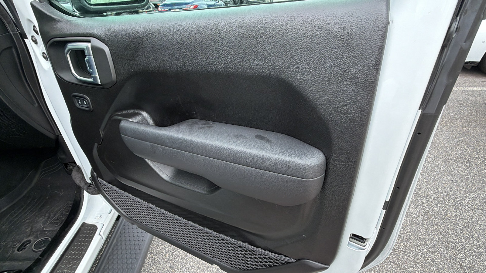 Used 2026 Jeep Wrangler Sport AWD/4WD image 18