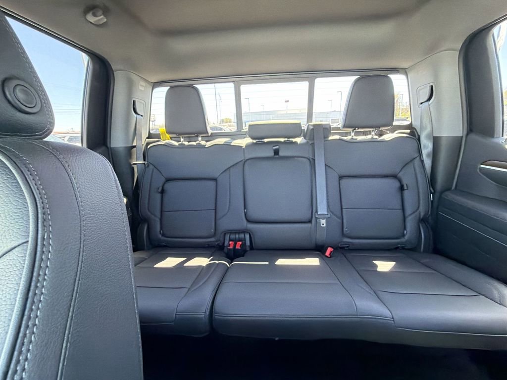 Used 2026 GMC Sierra 1500 Denali AWD/4WD image 29
