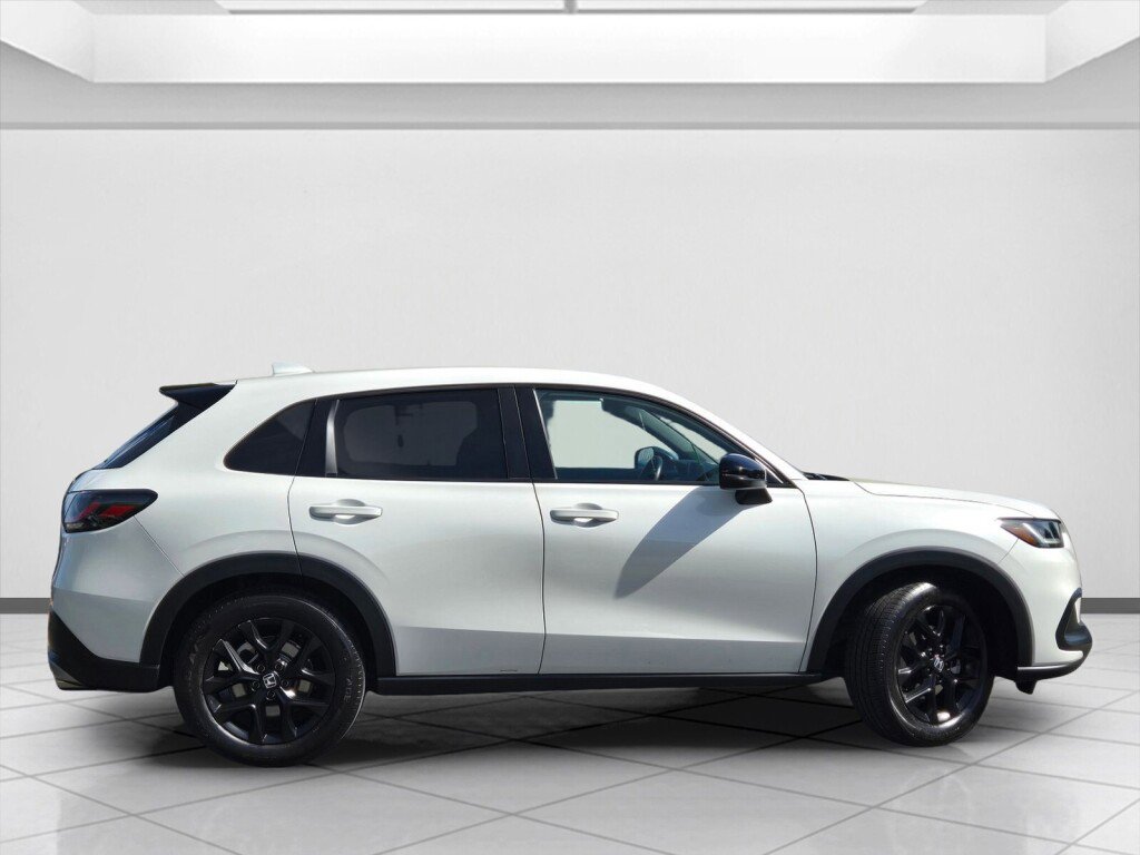 Certified 2023 Honda HR-V Sport image 4