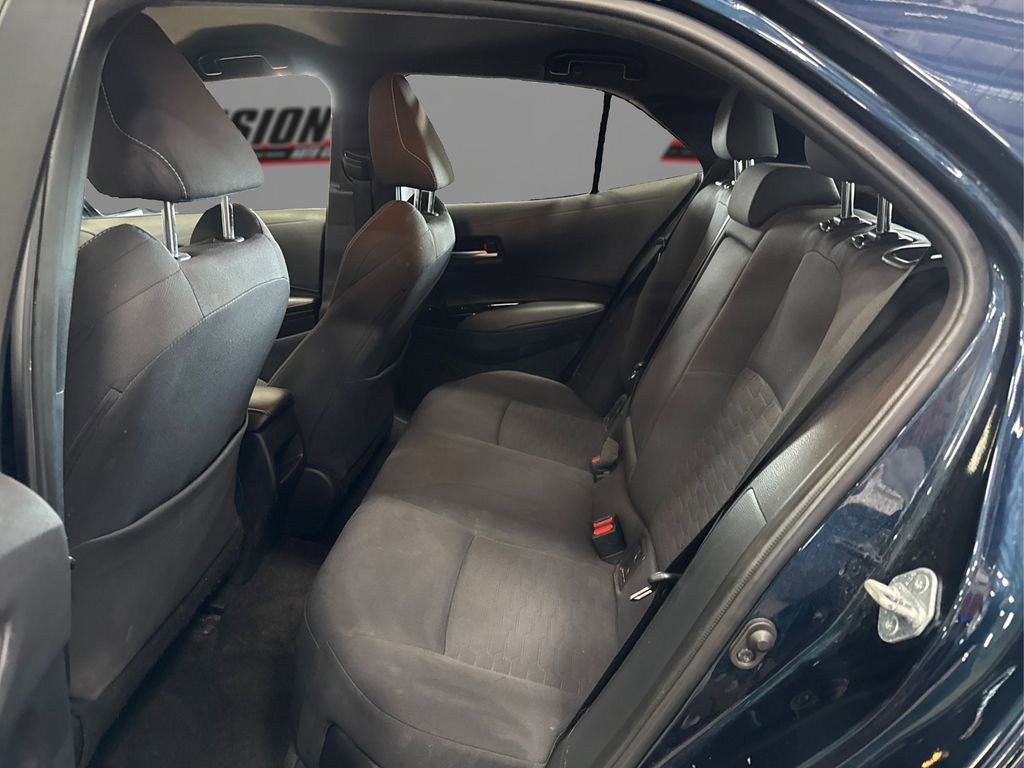Used 2022 Toyota Corolla SE w/ SE Preferred Package image 10