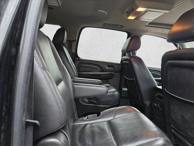 Used 2013 GMC Yukon XL Denali image 21