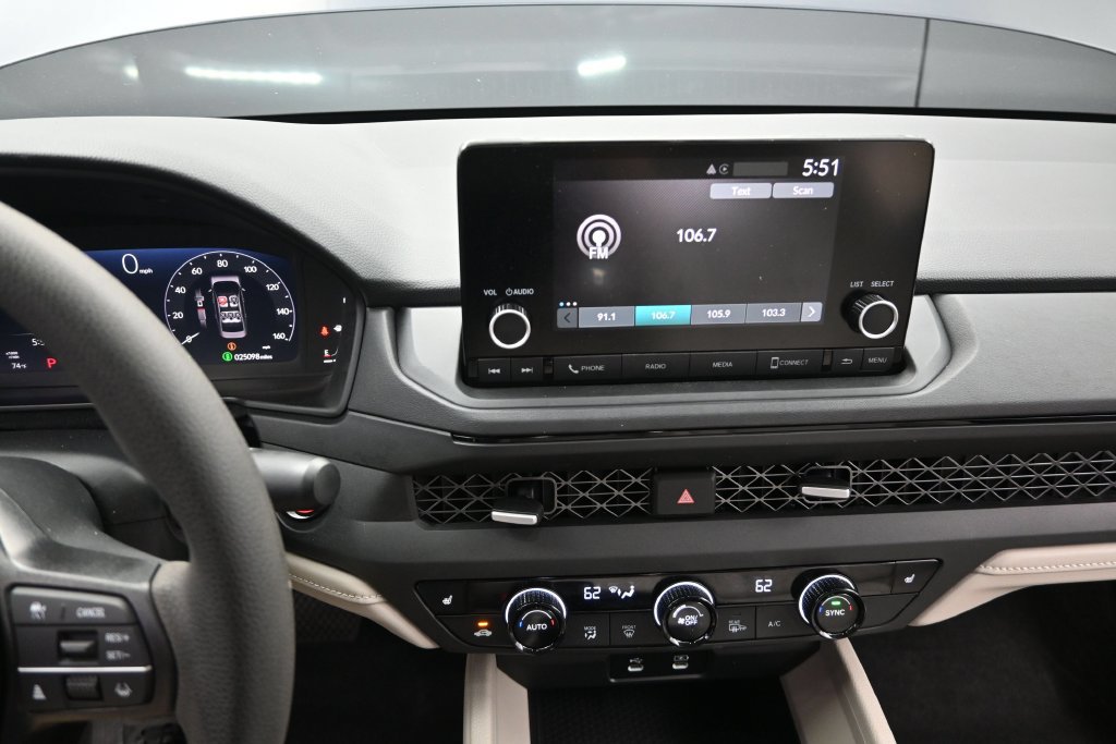 Certified 2025 Honda Accord SE image 16