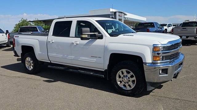 Used 2015 Chevrolet Silverado 2500 LT w/ LT Fleet Convenience Package AWD/4WD image 2