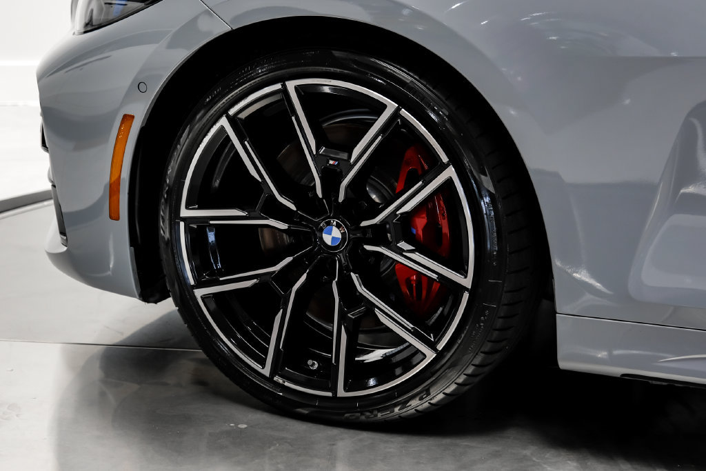 Used 2025 BMW M440i Coupe w/ Premium Package RWD image 65