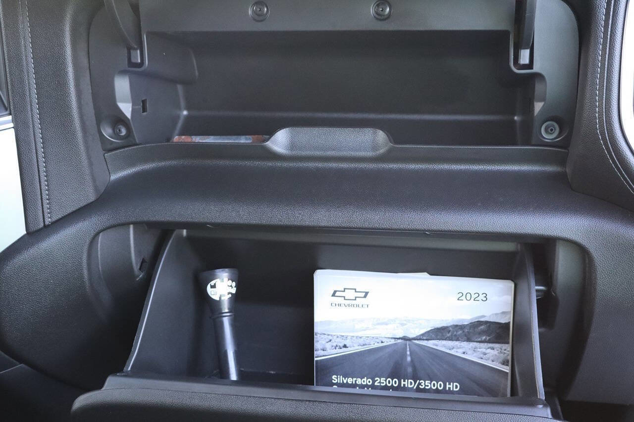 Used 2023 Chevrolet Silverado 2500 LT image 28