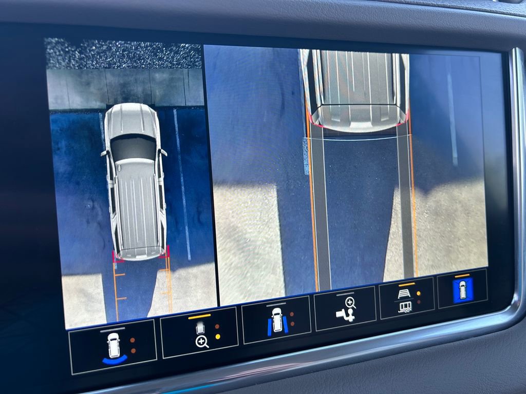 Certified 2024 GMC Yukon XL Denali image 29