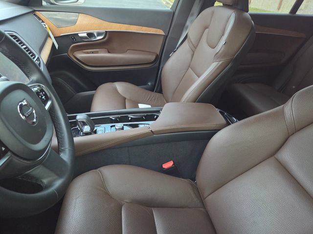 Used 2023 Volvo XC90 B6 Plus w/ Protection Package Premier AWD/4WD image 10