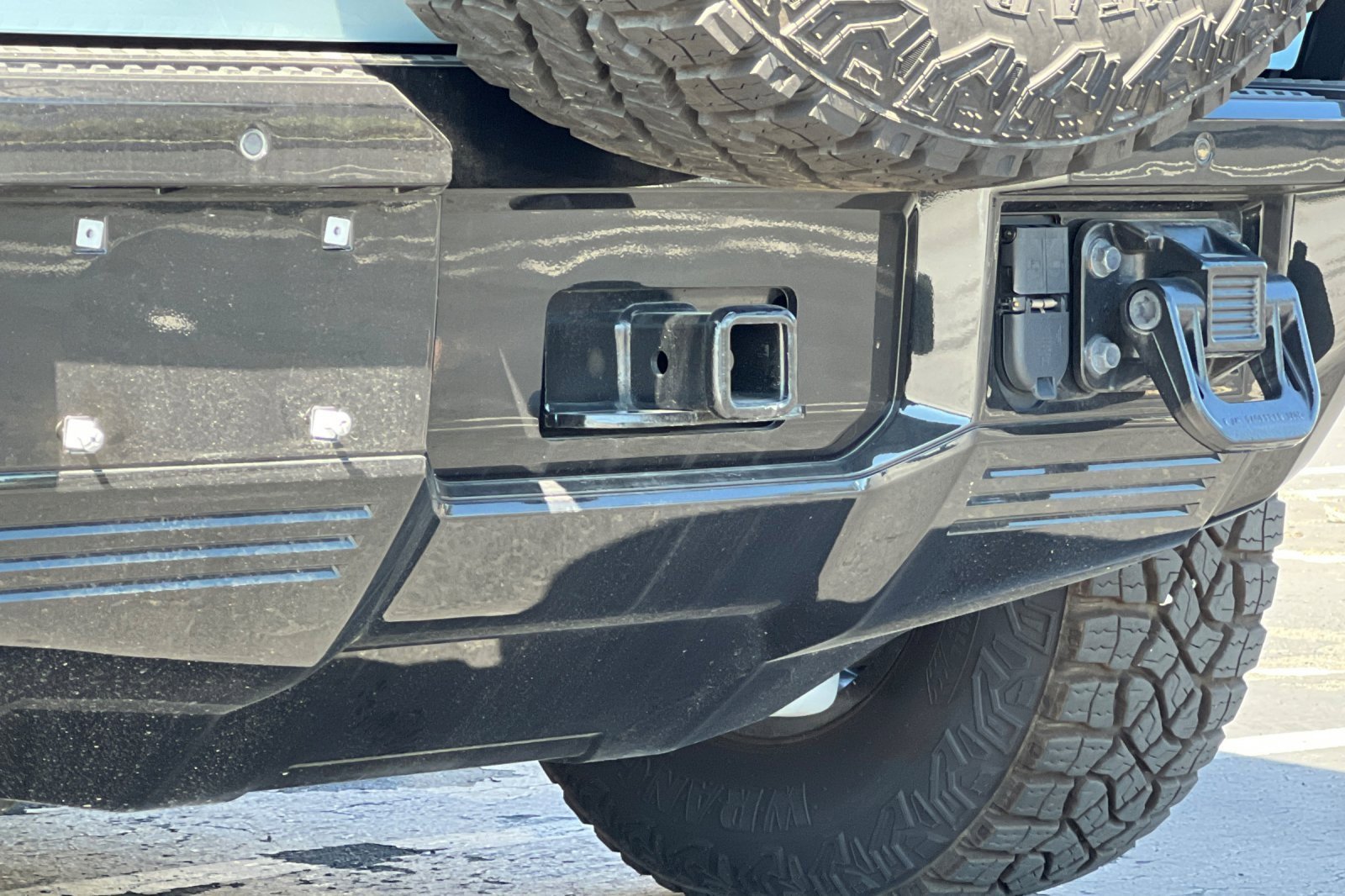 Used 2025 GMC Hummer EV 2X w/ Extreme Off-Road Package image 56