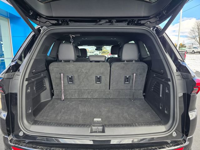 Used 2025 Buick Enclave Sport Touring image 13