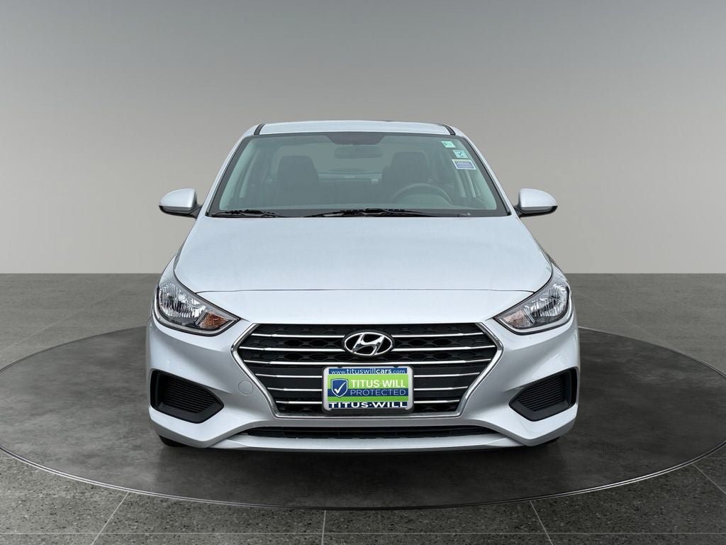 Used 2021 Hyundai Accent SE FWD image 2
