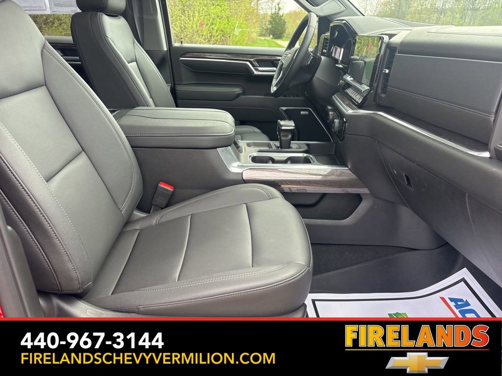 Used 2025 Chevrolet Silverado 1500 LTZ w/ LTZ Convenience Package II image 44