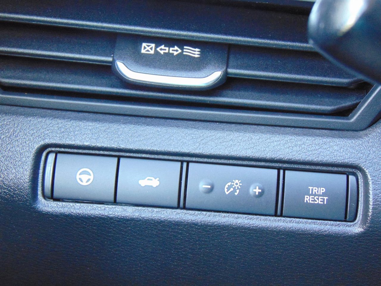 Used 2023 Nissan Altima 2.5 SL image 32