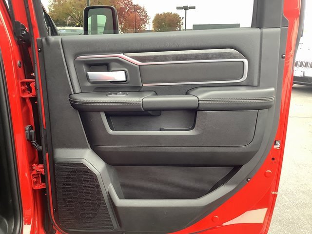 Used 2024 RAM 2500 Big Horn w/ Bed Utility Group image 33