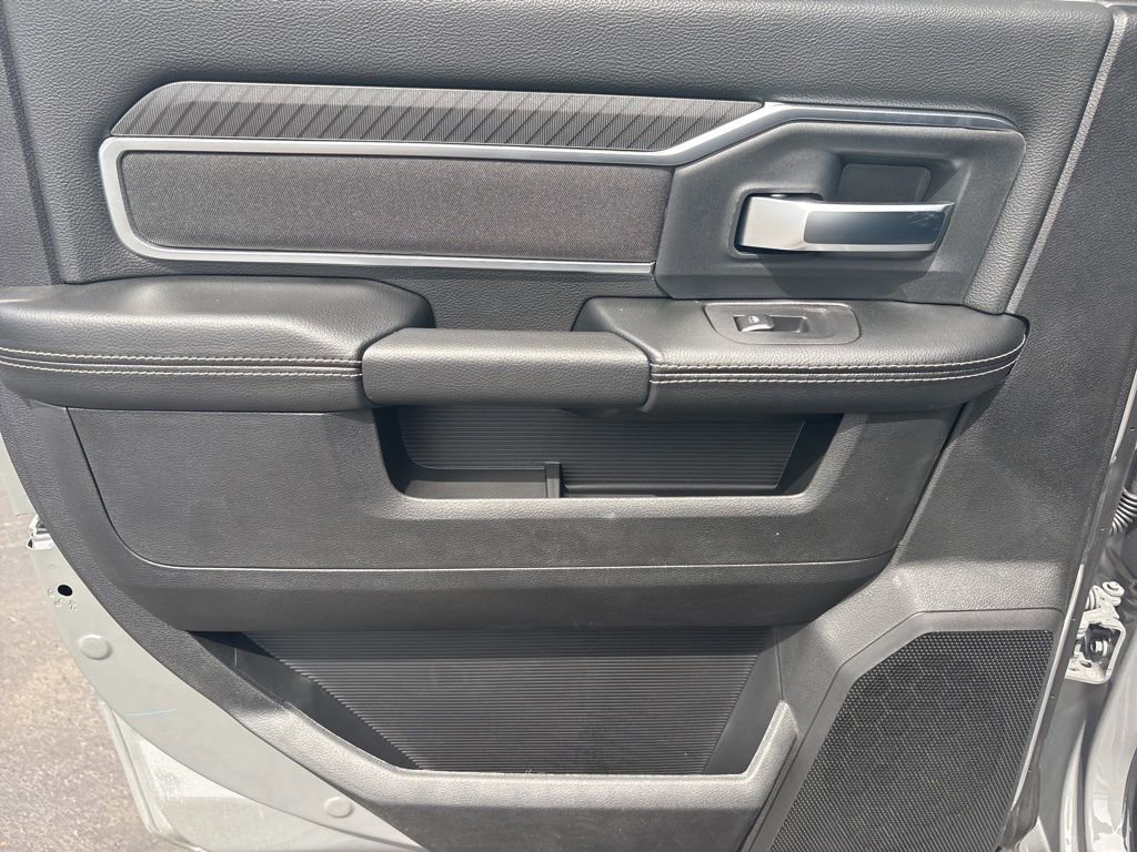 New 2026 RAM 2500 Big Horn AWD/4WD image 29