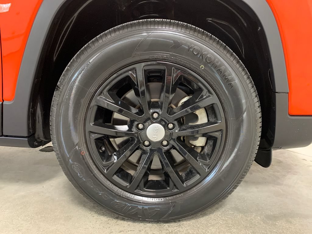Used 2021 Jeep Cherokee Latitude Lux AWD/4WD image 29
