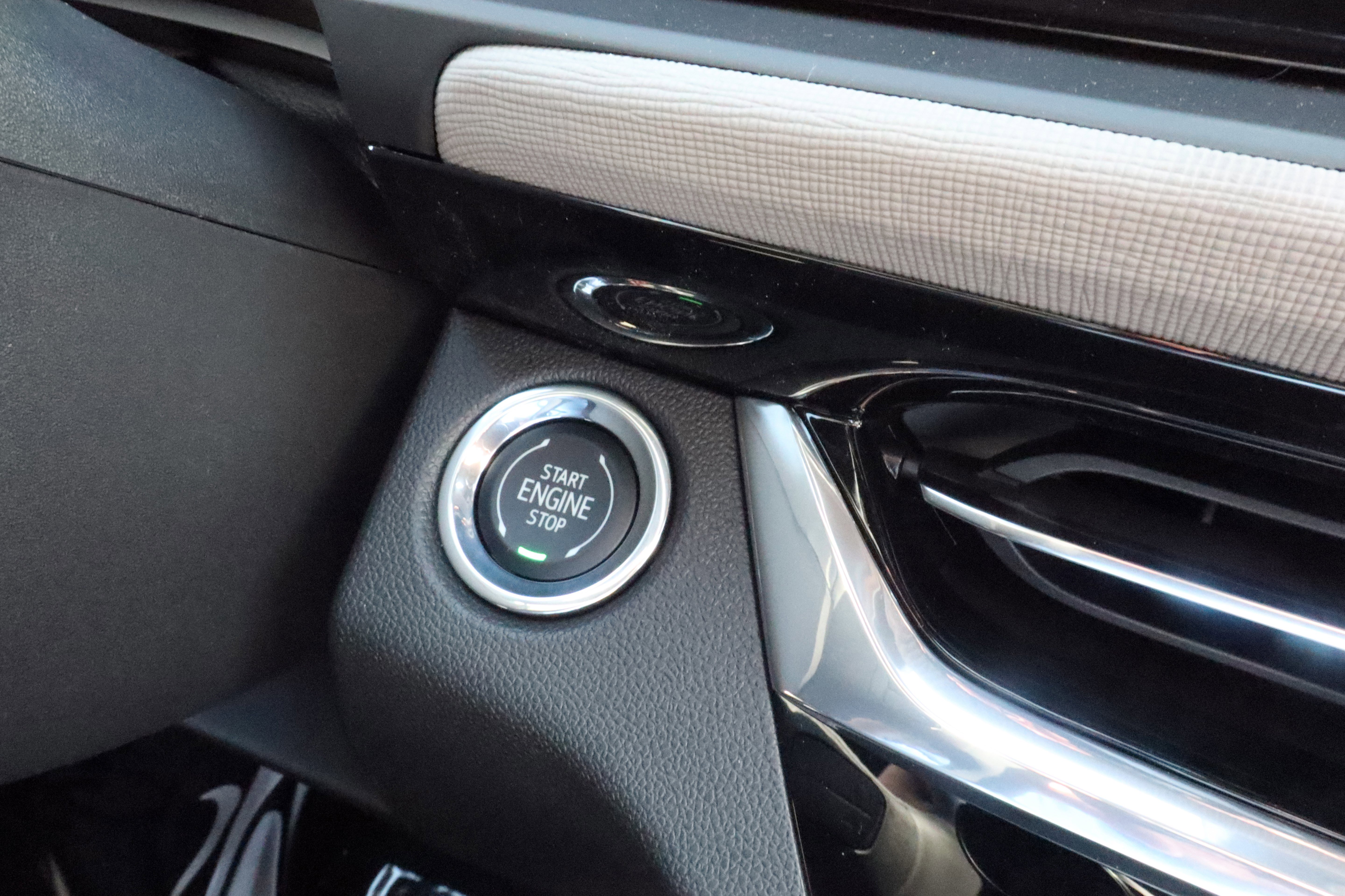 New 2025 Buick Envista Avenir image 20