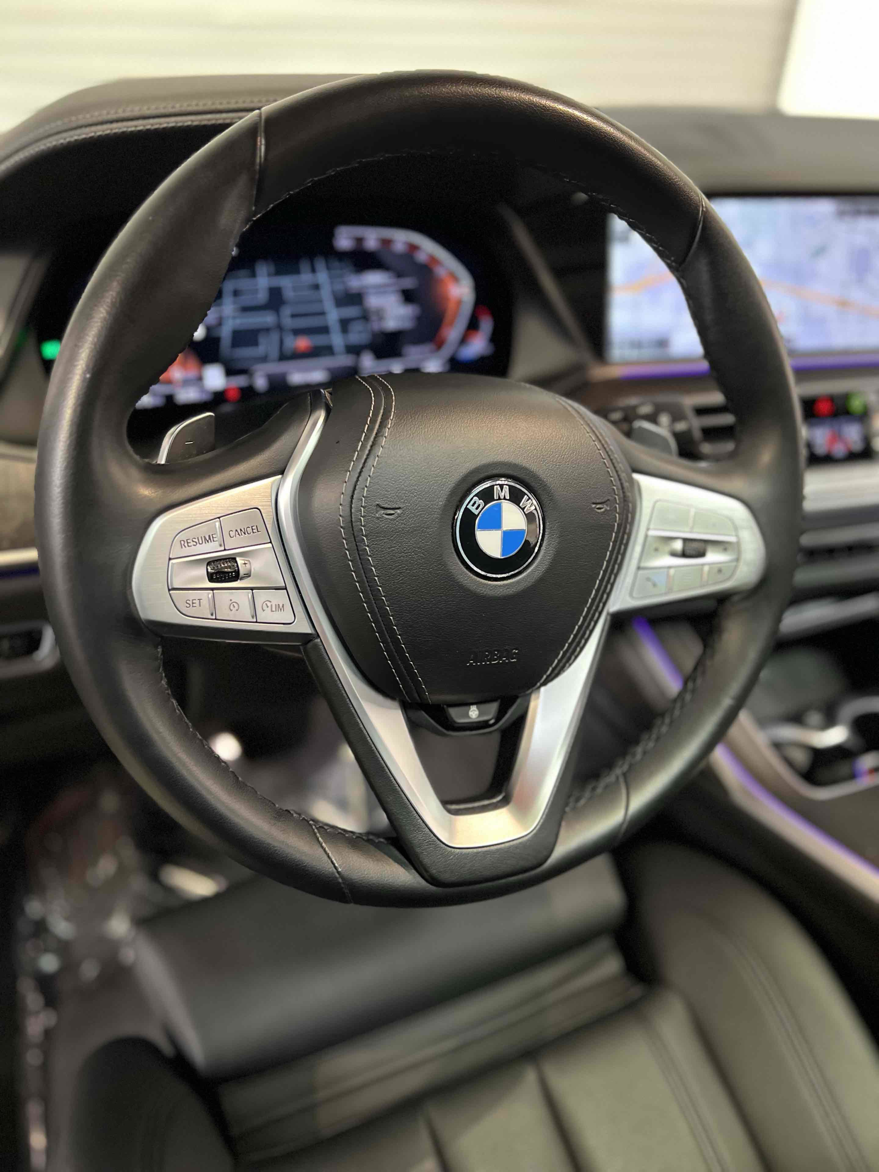 Used 2022 BMW X7 xDrive40i w/ Premium Package AWD/4WD image 42