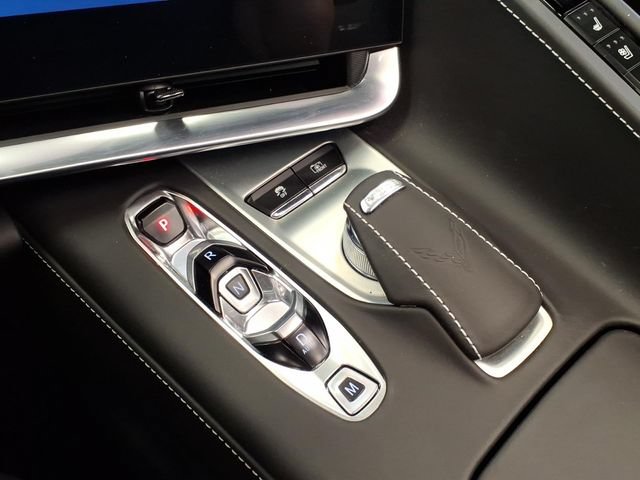 Used 2022 Chevrolet Corvette Stingray Premium Conv w/ Z51 Performance Package RWD image 12