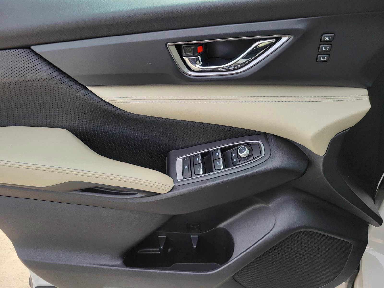 Used 2023 Subaru Ascent Limited w/ Popular Package #2A image 19