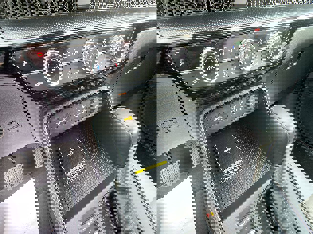 Used 2023 Honda CR-V EX-L image 19