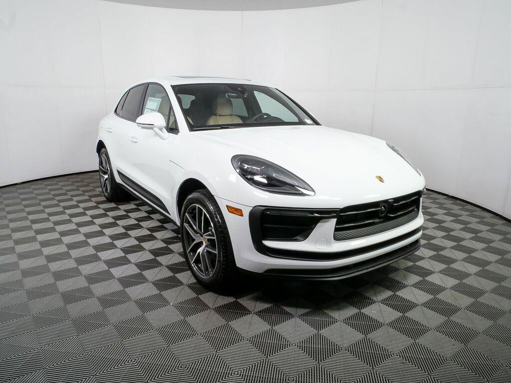 Certified 2026 Porsche Macan Turbo AWD/4WD image 27