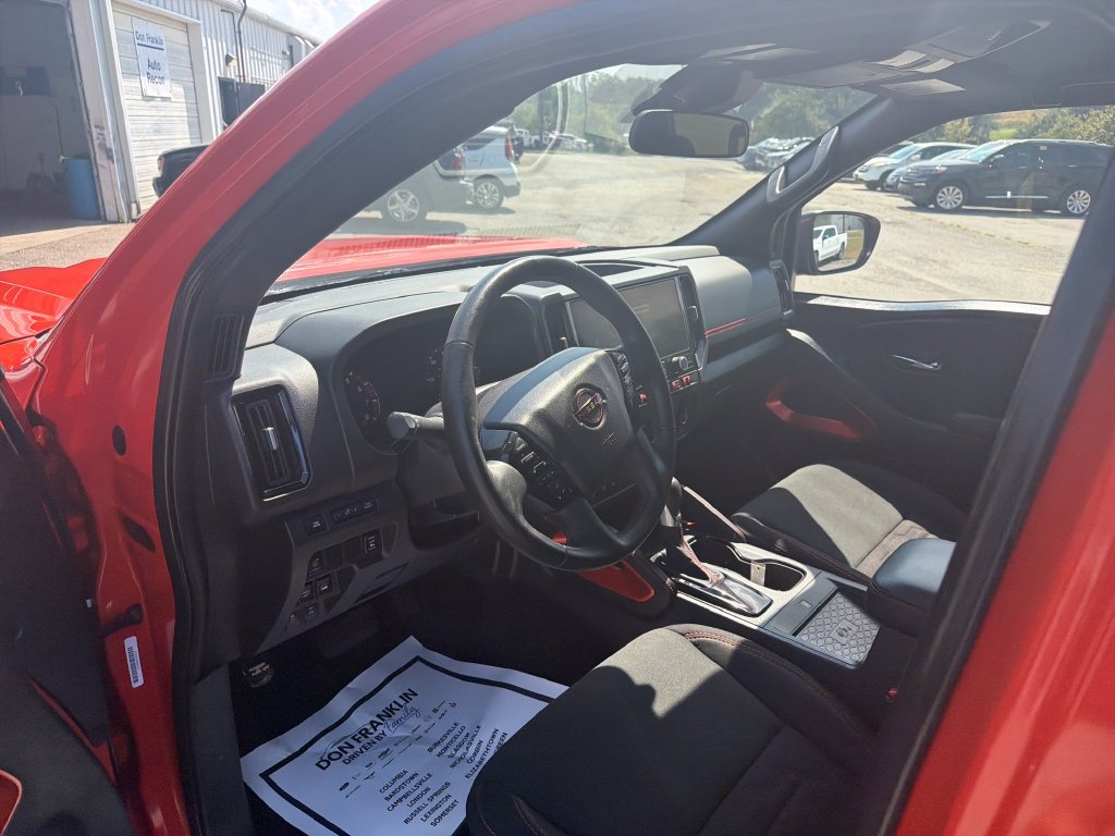 Used 2025 Nissan Frontier PRO-4X w/ Pro Convenience Package AWD/4WD image 16
