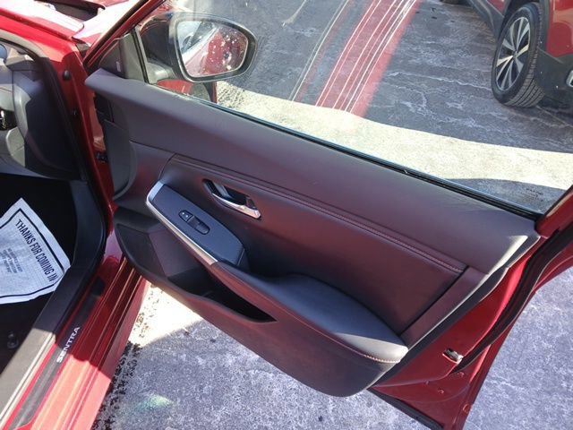 Used 2021 Nissan Sentra SR FWD image 14