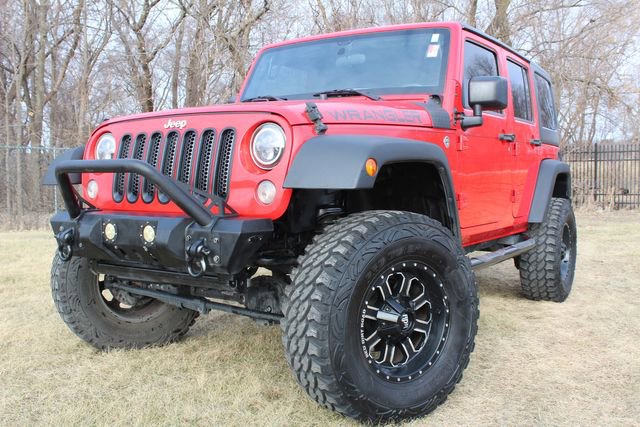 Used 2015 Jeep Wrangler Unlimited Sport w/ Connectivity Group AWD/4WD image 9