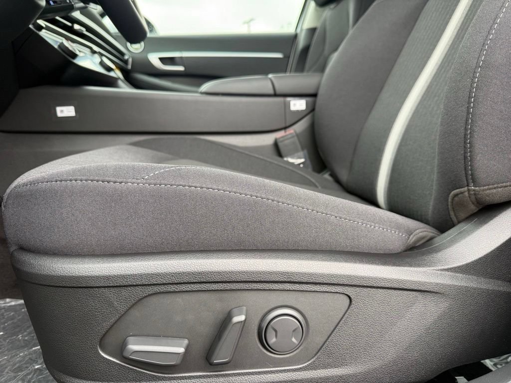 Certified 2026 Hyundai Sonata SEL FWD image 9