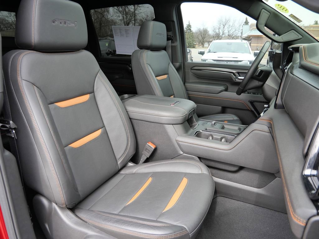 Used 2025 GMC Sierra 2500 AT4 w/ AT4 Premium Plus Package image 15