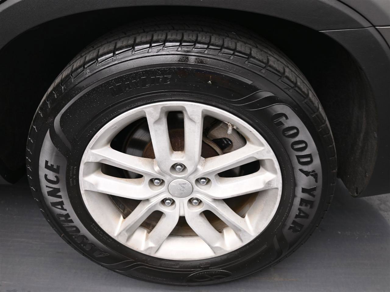 Used 2015 Kia Sorento LX image 18