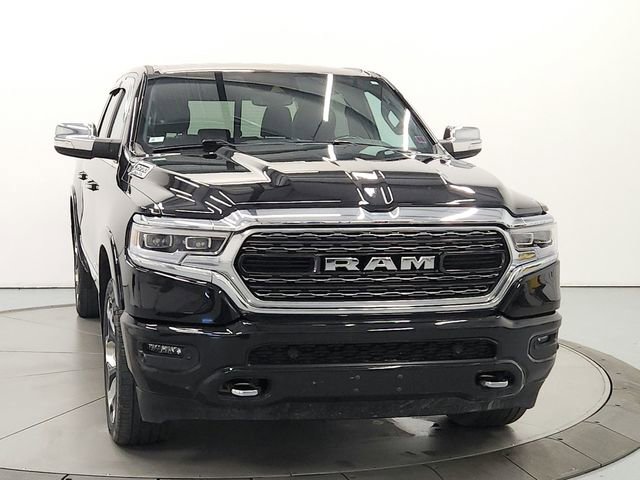 Used 2022 RAM 1500 Limited w/ Body-Colour Bumper Group AWD/4WD image 2