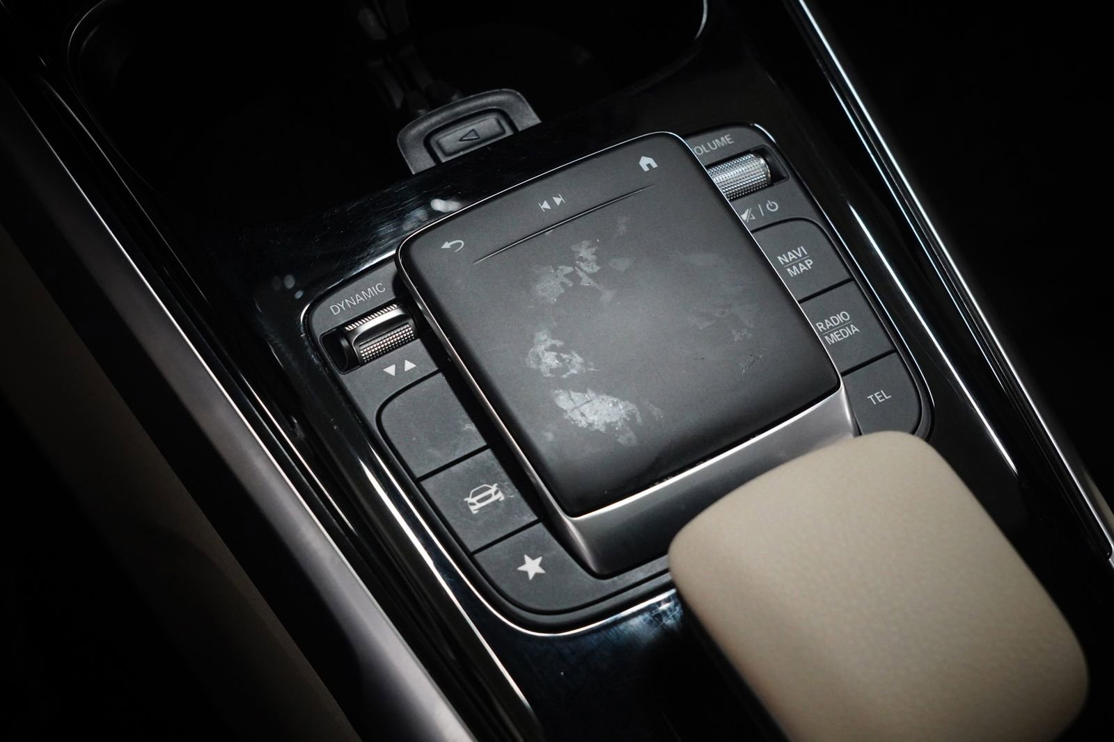 Certified 2021 Mercedes-Benz GLB 250 4MATIC image 30