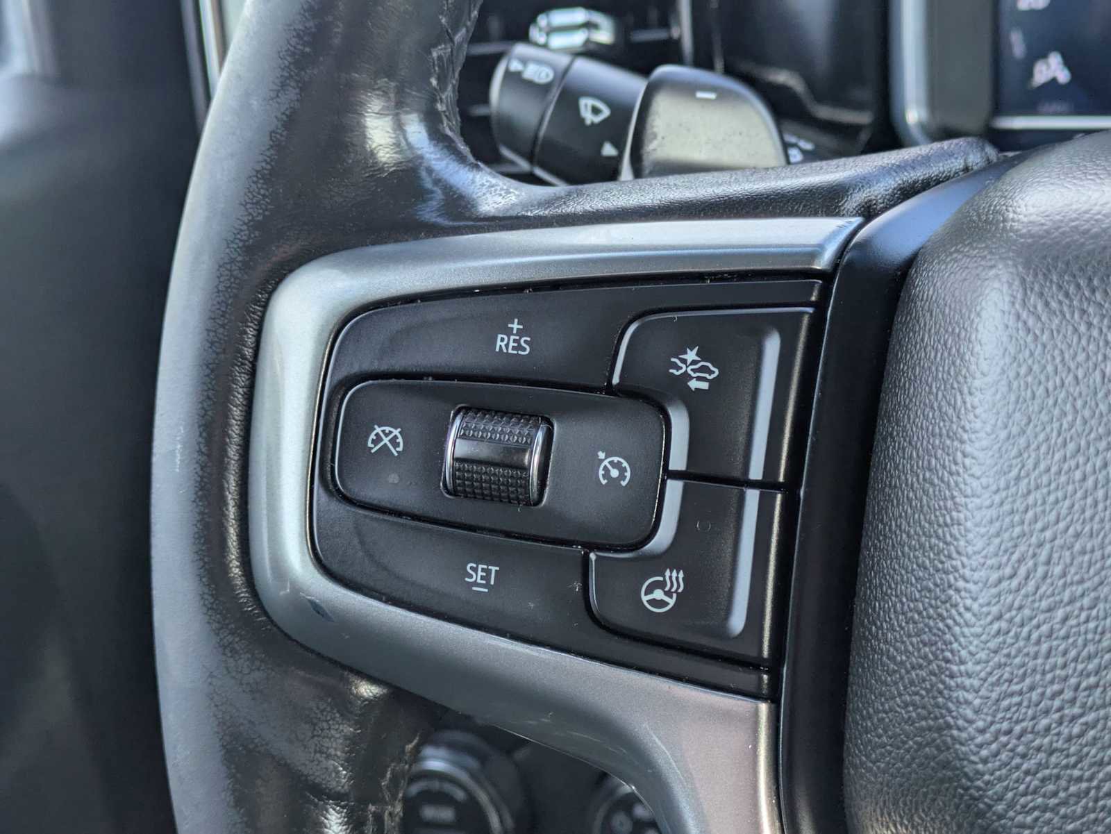 Used 2022 Chevrolet Silverado 1500 RST w/ Convenience Package II AWD/4WD image 26