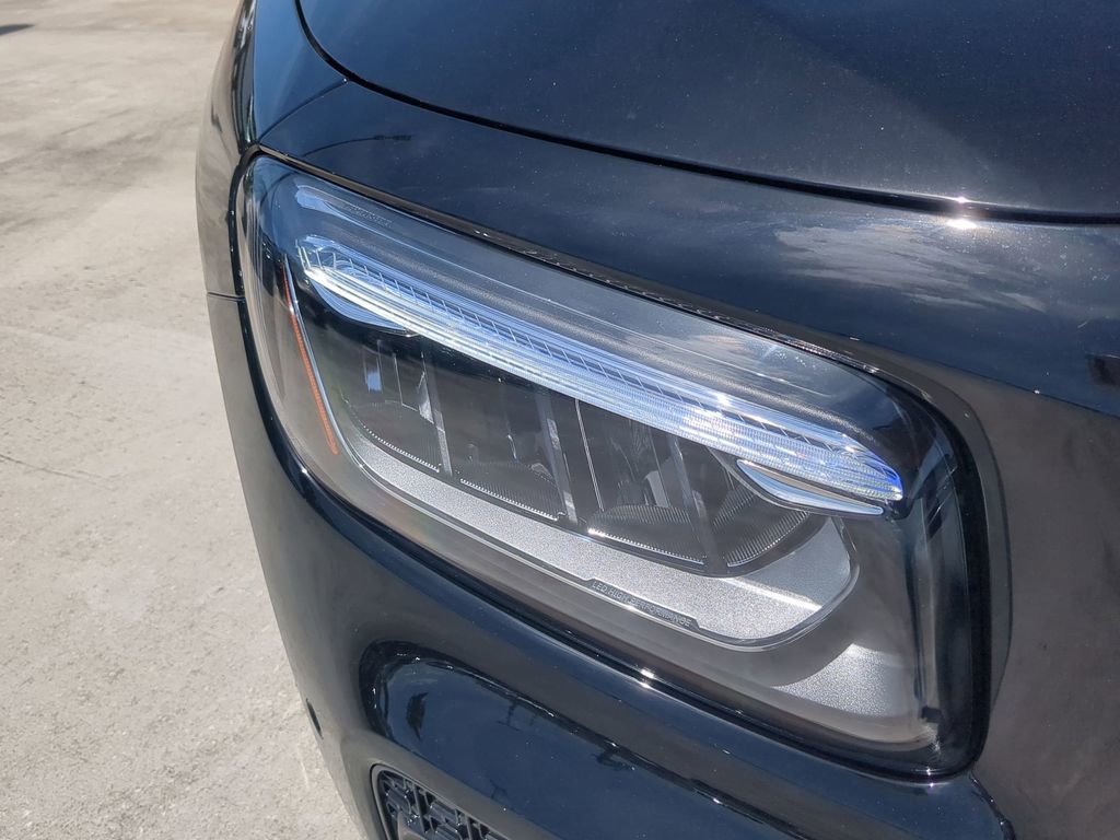 New 2024 Mercedes-Benz GLB 250 GLB 250 image 7