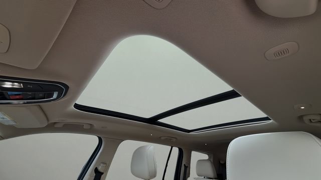 Used 2021 Jeep Grand Cherokee L Limited image 19