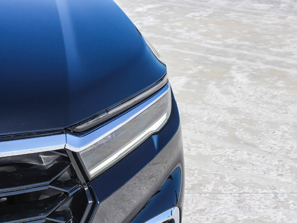 Certified 2025 Honda Pilot Touring image 11