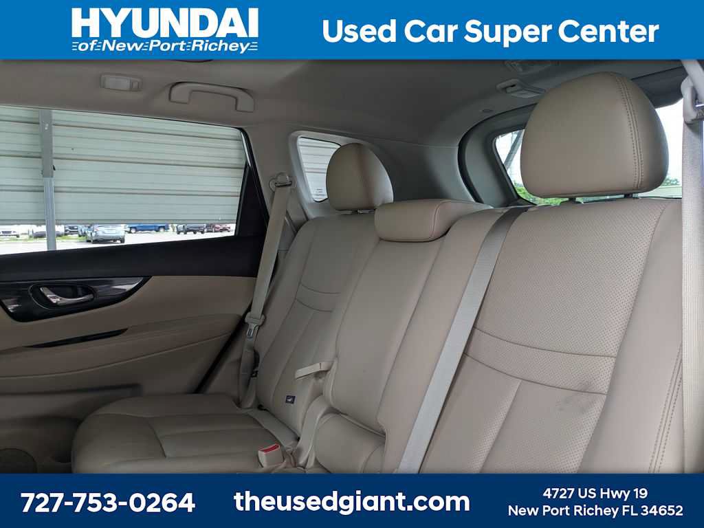 Used 2019 Nissan Rogue SL w/ Premium Package FWD image 16