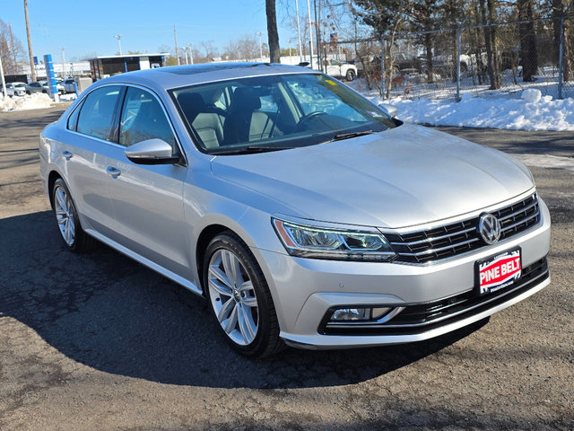 Used 2018 Volkswagen Passat 2.0T SE image 8