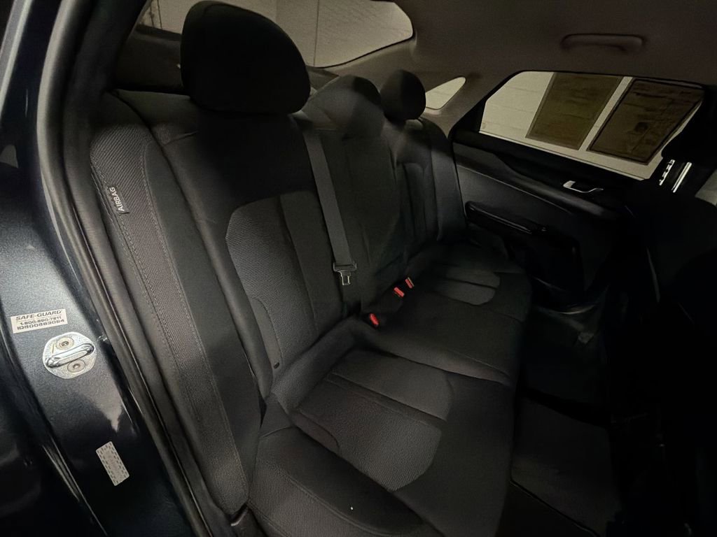 Used 2022 Kia K5 LXS FWD image 24