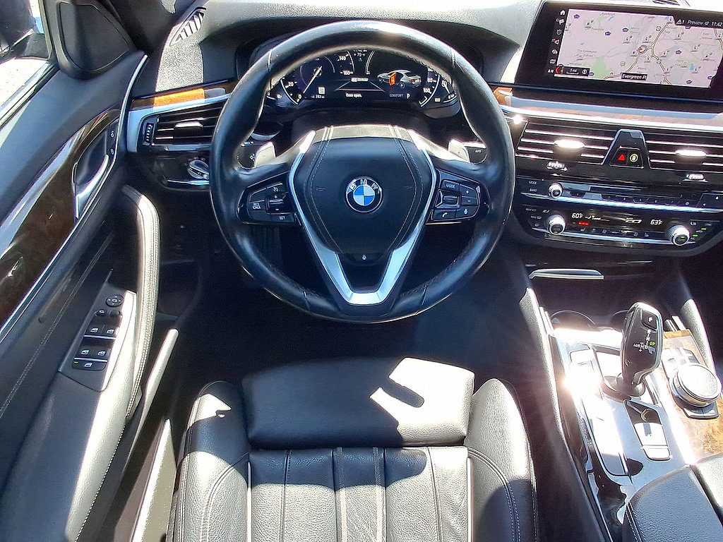 Used 2019 BMW 530e xDrive w/ Convenience Package AWD/4WD image 27