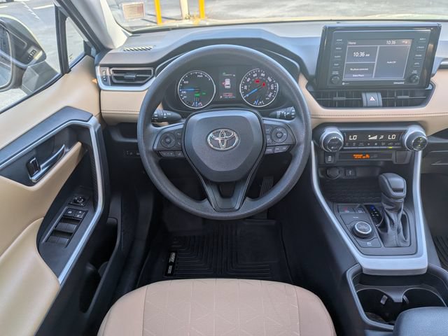 Used 2021 Toyota RAV4 XLE w/ Convenience Package AWD/4WD image 17