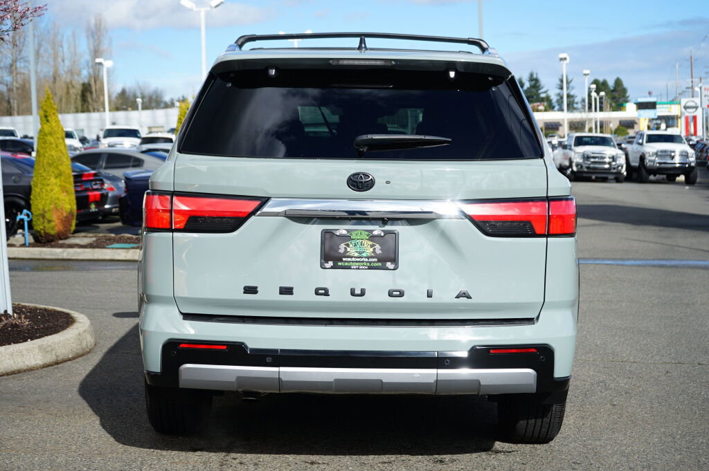 Used 2024 Toyota Sequoia Limited image 5