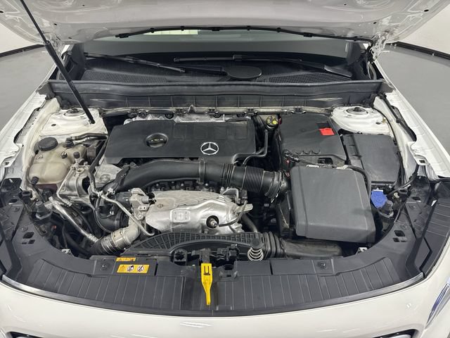 Used 2022 Mercedes-Benz GLB 250 4MATIC image 27