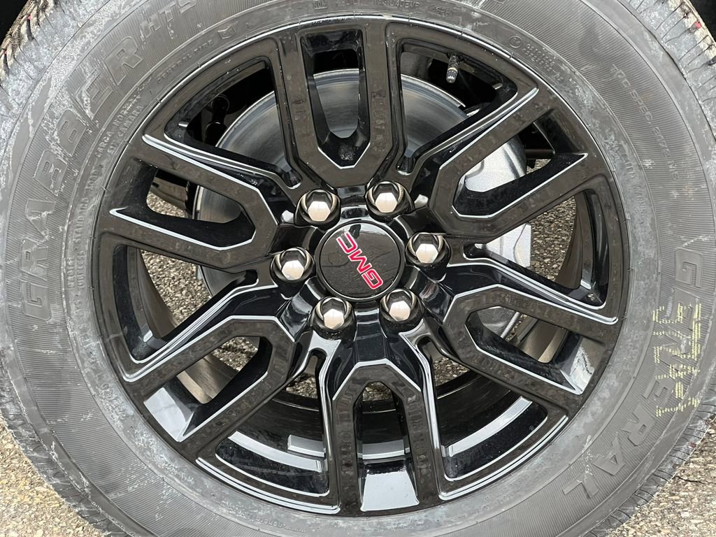 New 2026 GMC Sierra 1500 Elevation image 6