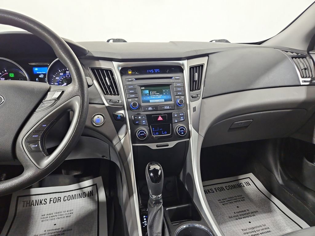 Used 2015 Hyundai Sonata Hybrid FWD image 18