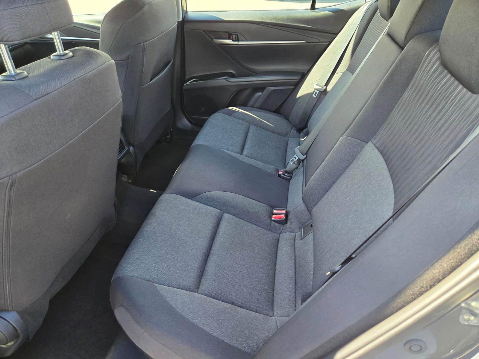 Used 2025 Toyota Camry LE image 14