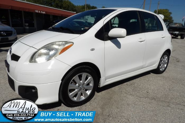 Used 2009 Toyota Yaris 4-Door Hatchback