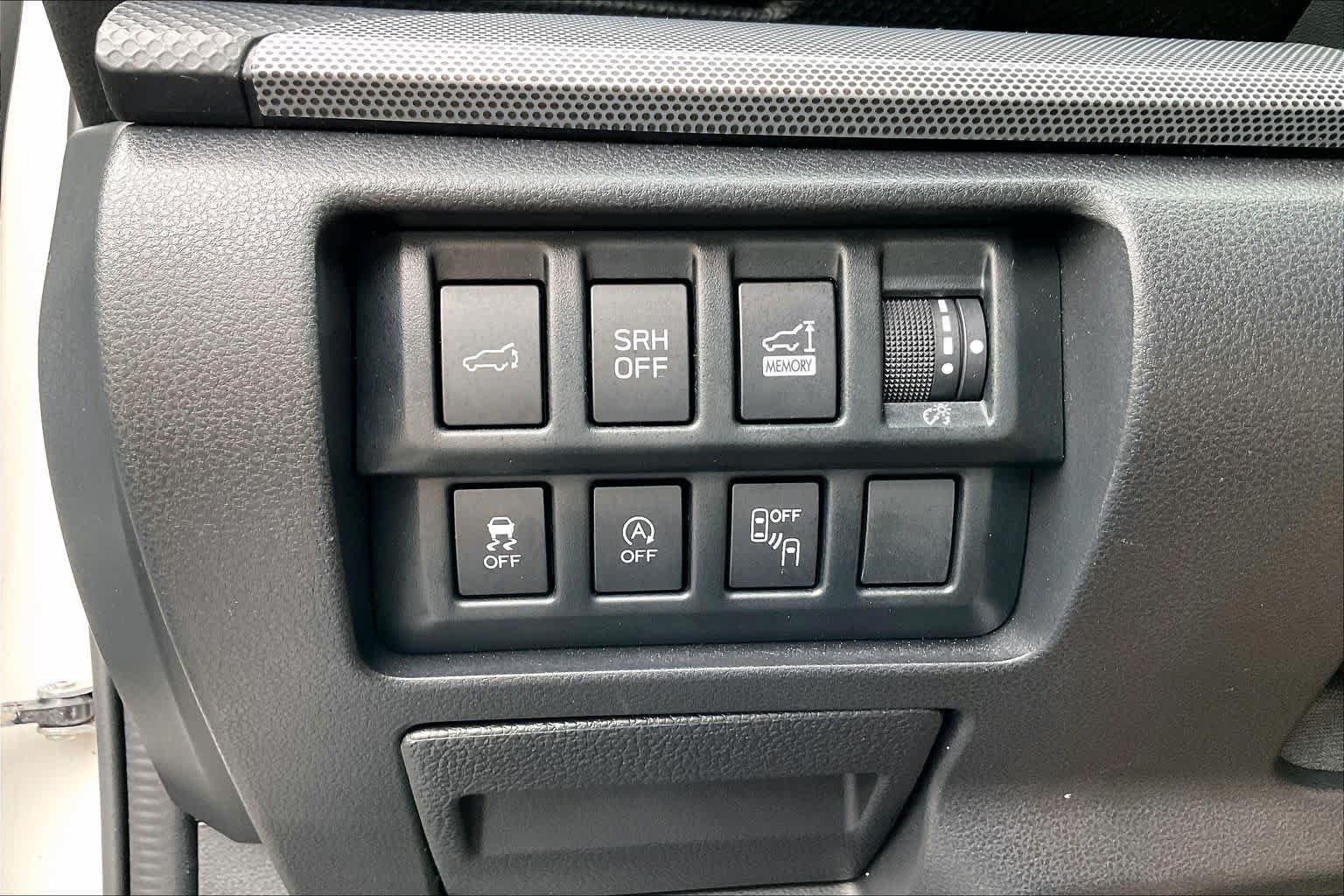 Used 2020 Subaru Forester Limited AWD/4WD image 34